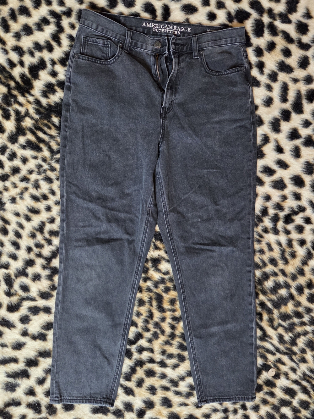 American Eagle Mom Jeans